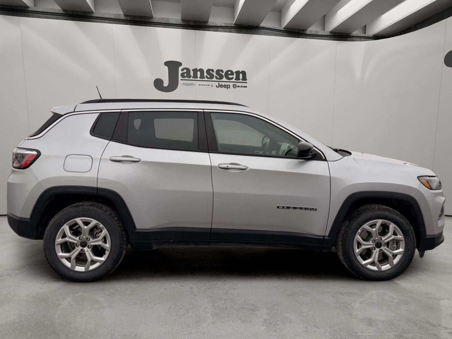 2025 Jeep Compass Latitude