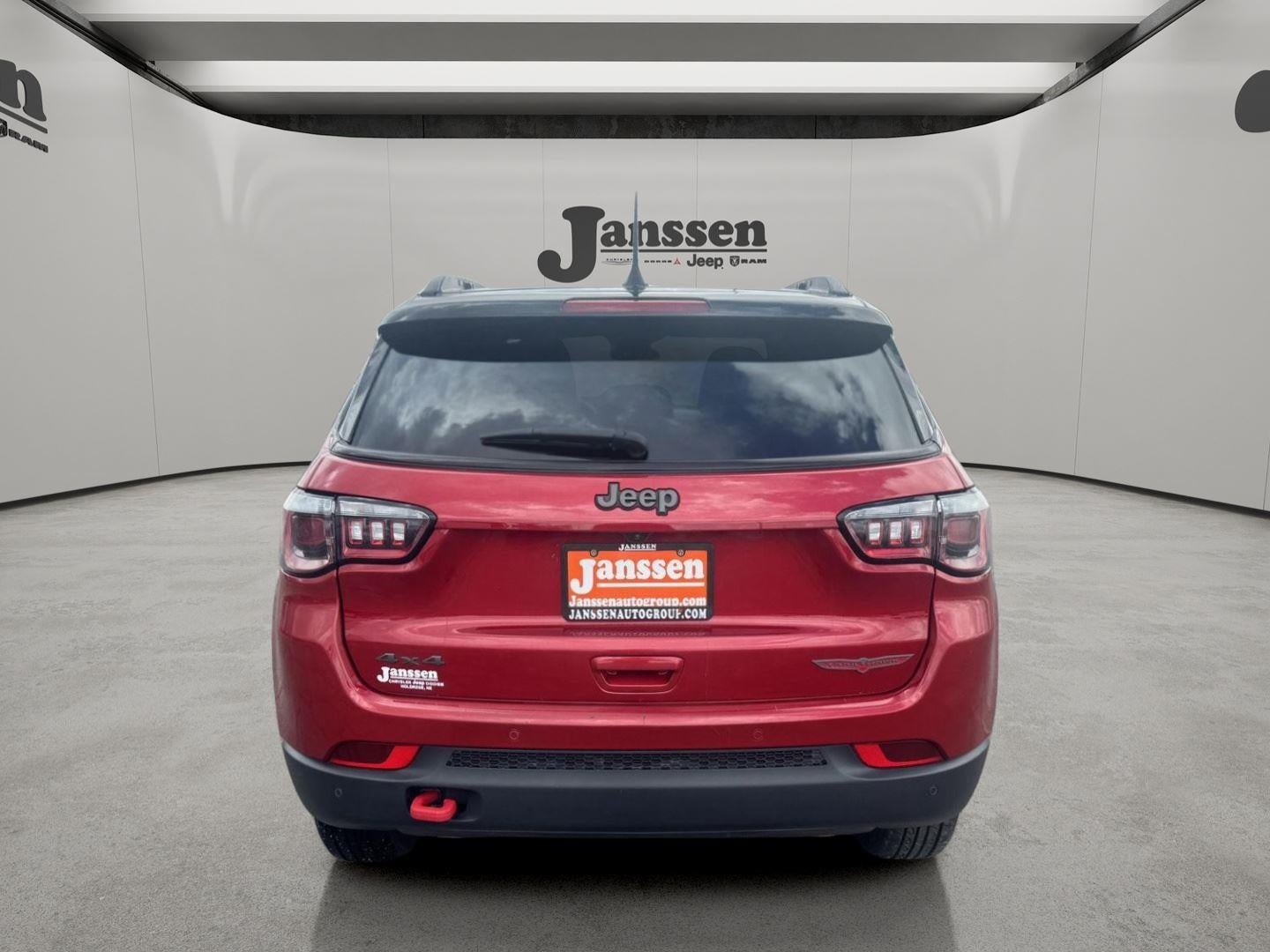 2025 Jeep Compass Trailhawk