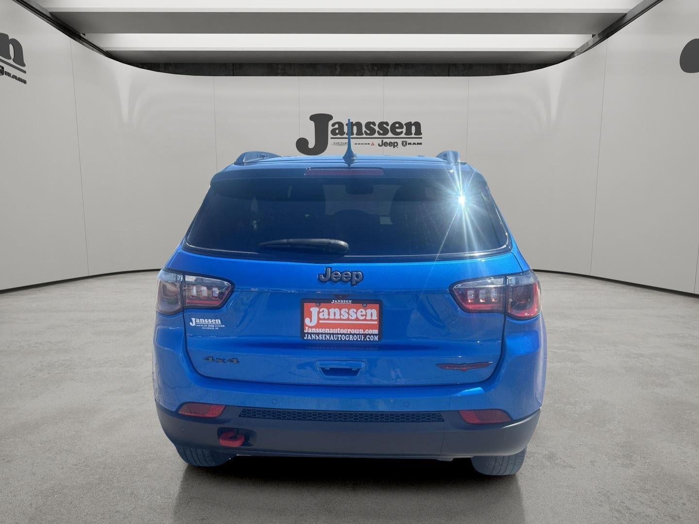 2025 Jeep Compass Trailhawk