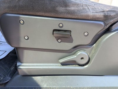 2003 Chevrolet Avalanche Base