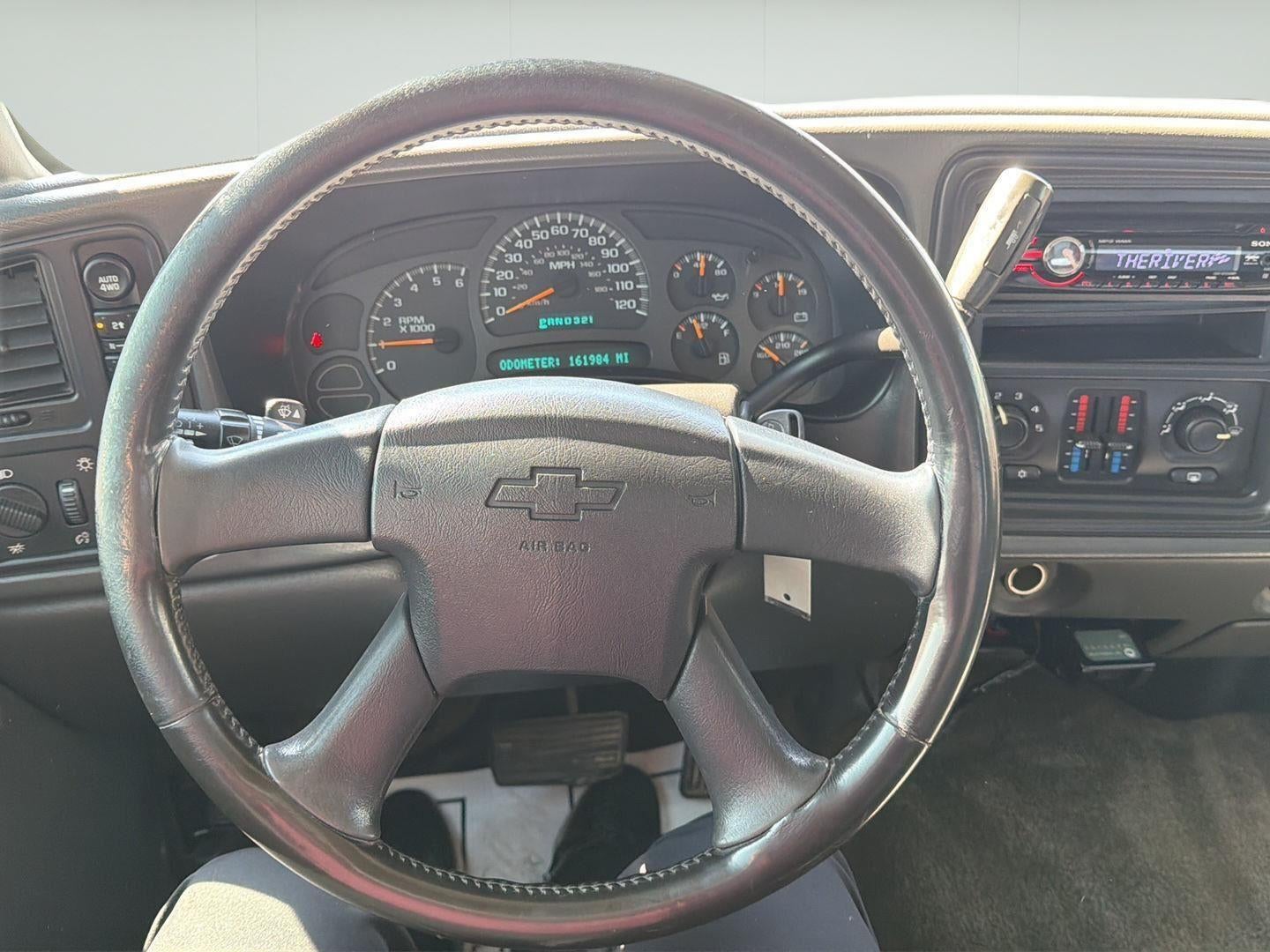 2003 Chevrolet Avalanche Base