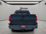 2003 Chevrolet Avalanche Base