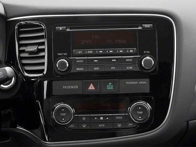 2014 Mitsubishi OUTLANDER Base