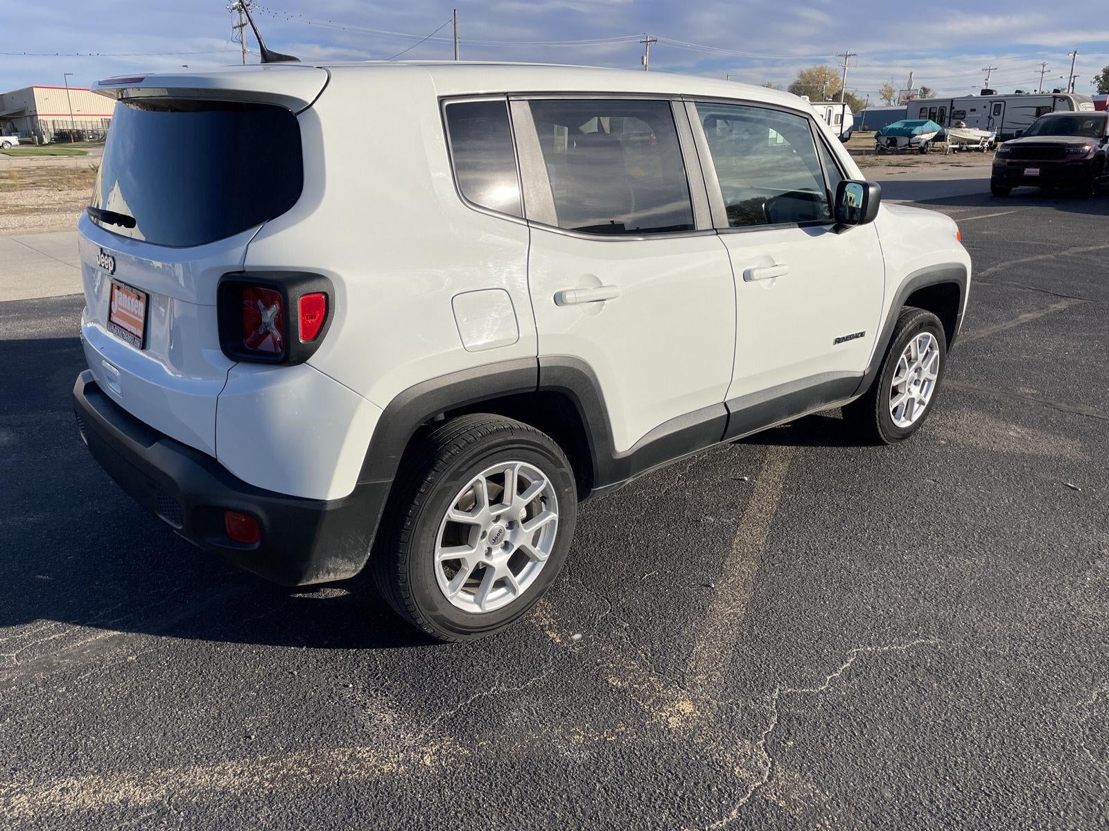 2023 Jeep Renegade Latitude